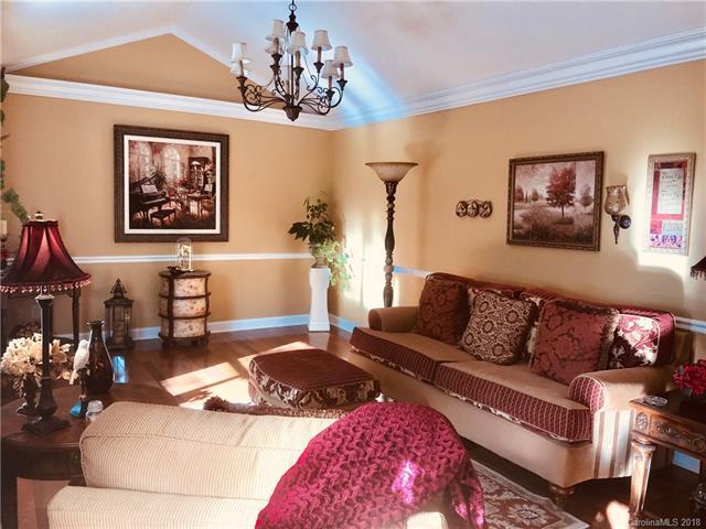 204 Briarcliff Road - Photo 1