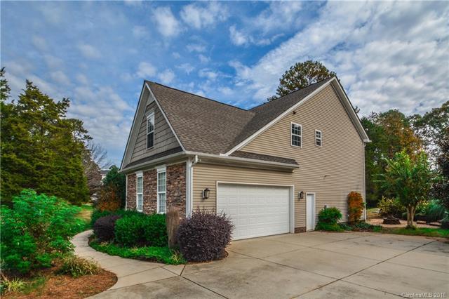 13901 Jonathans Ridge Road - Photo 1