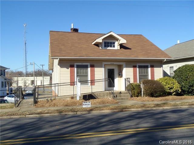 225 Davie Avenue - Photo 1