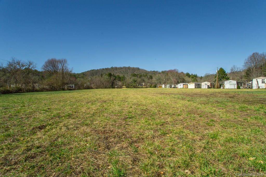 1386 Asheville Highway - Photo 1