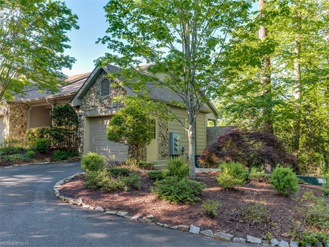 142 Stonecrest Court - Photo 1
