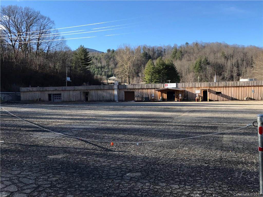 621 Micaville Loop - Photo 1
