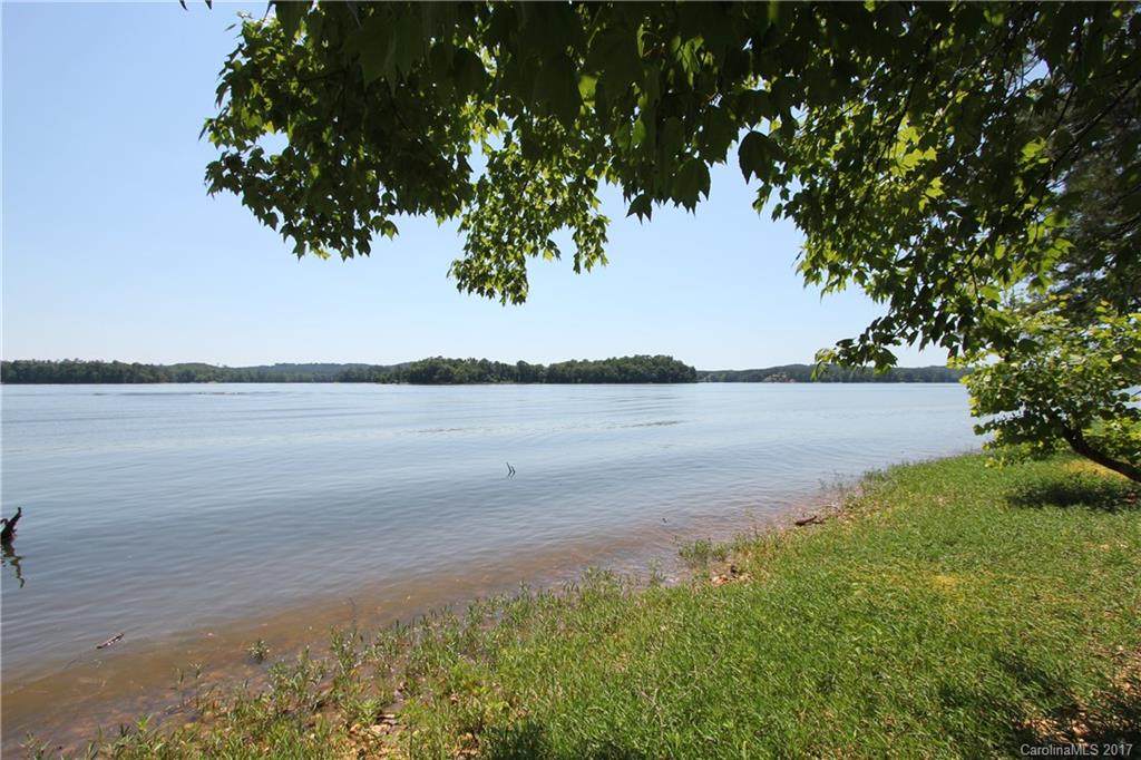 272 Riverhills Trail - Photo 1