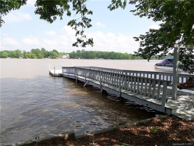 1933 Riverside Drive - Photo 1