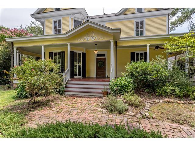 9214 Blakeney Heath Road - Photo 1
