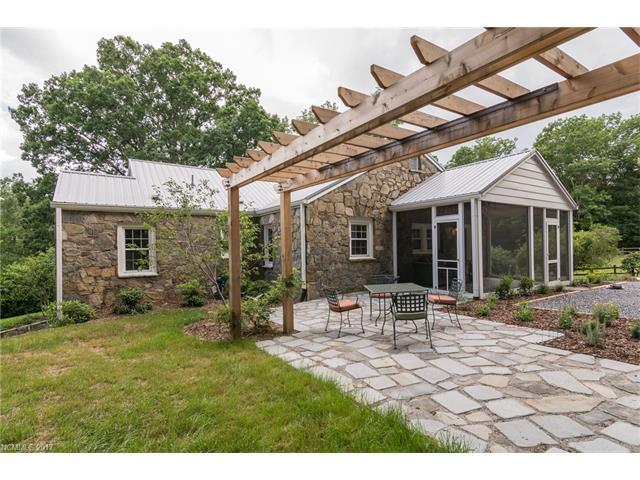 642 & 654 Brush Creek Road - Photo 1
