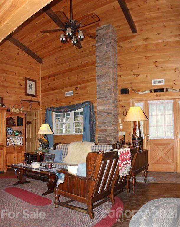 561 Caldwell Drive - Photo 1