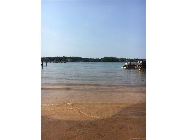 21027 Lakeview Circle - Photo 1
