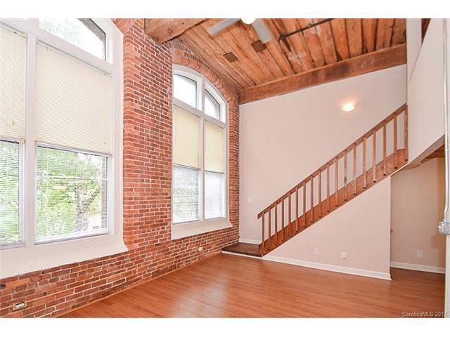 201 Hoskins Road - Photo 1