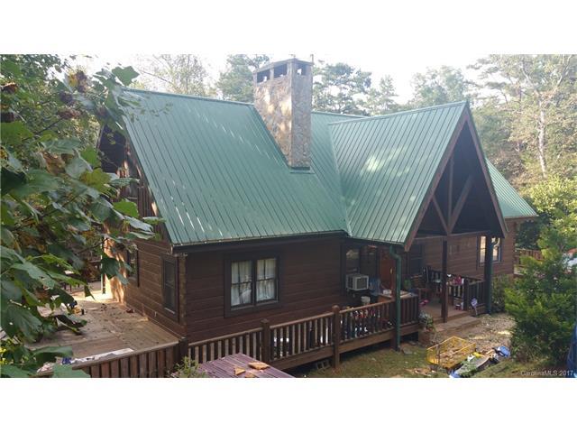 587 Pheasant Street - Photo 1