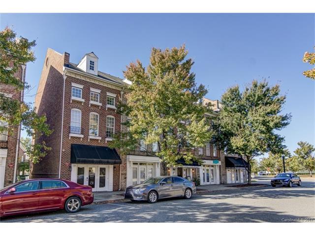 118 Town Center Drive - Photo 1