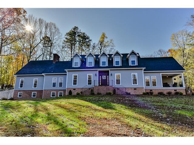 300 Stuart Street - Photo 1