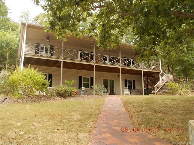 256 Shoreline Drive - Photo 1