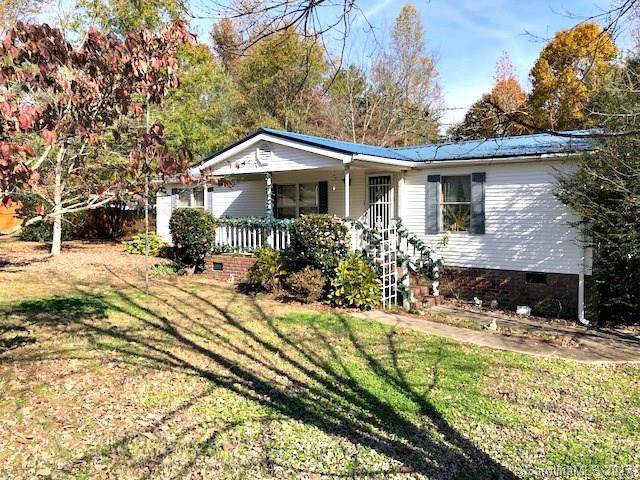 305 Vista Drive - Photo 1