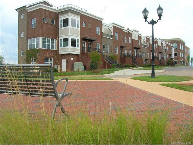 211 Harbour Place Drive - Photo 1