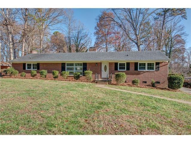 1636 Carolina Circle - Photo 1