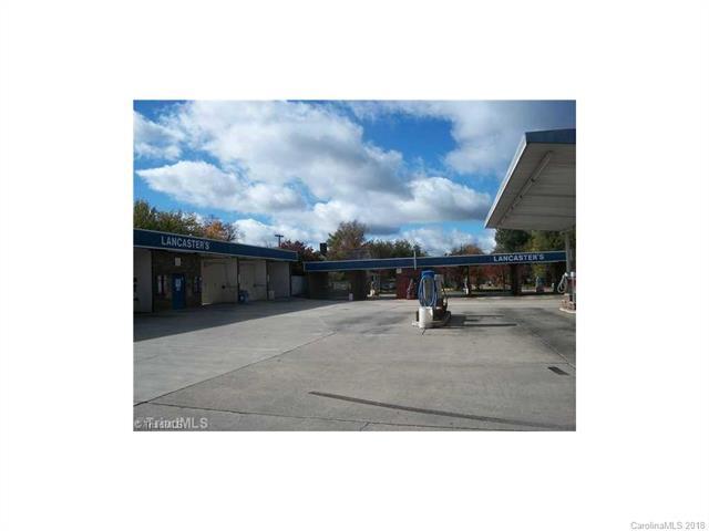 1009 Main Avenue - Photo 1