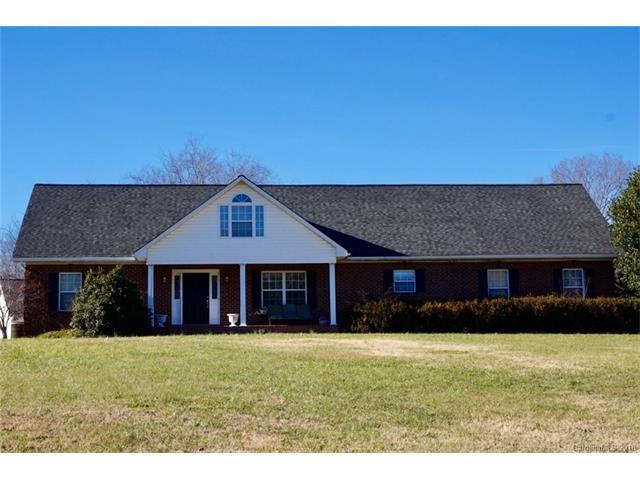110 Lynn Drive - Photo 1
