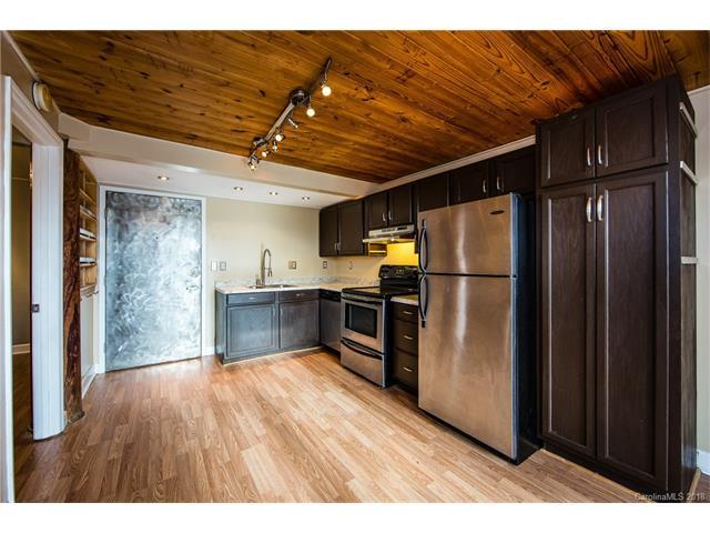 201 Hoskins Road - Photo 1
