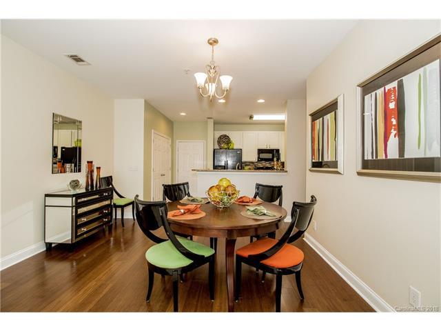 1000 Woodlawn Road - Photo 1