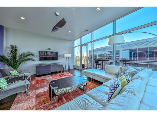 1100 Metropolitan Avenue - Photo 1