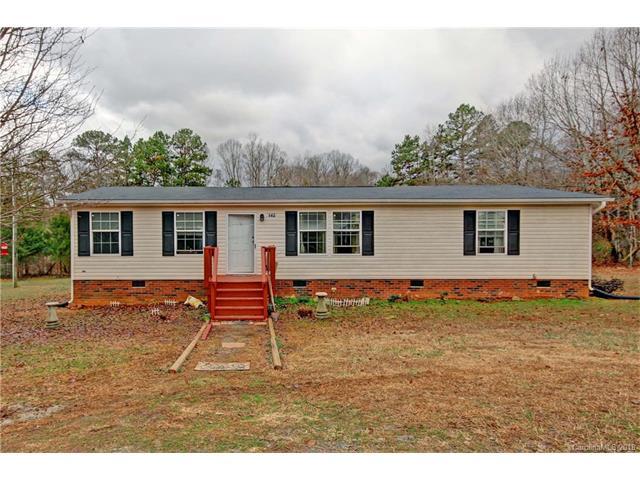 142 Lakewind Drive - Photo 1