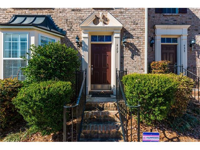 429 Magnolia Street - Photo 1