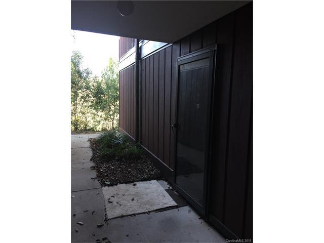 47 Edgewood Circle - Photo 1