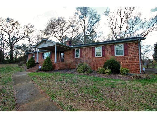 7705 River Road - Photo 1