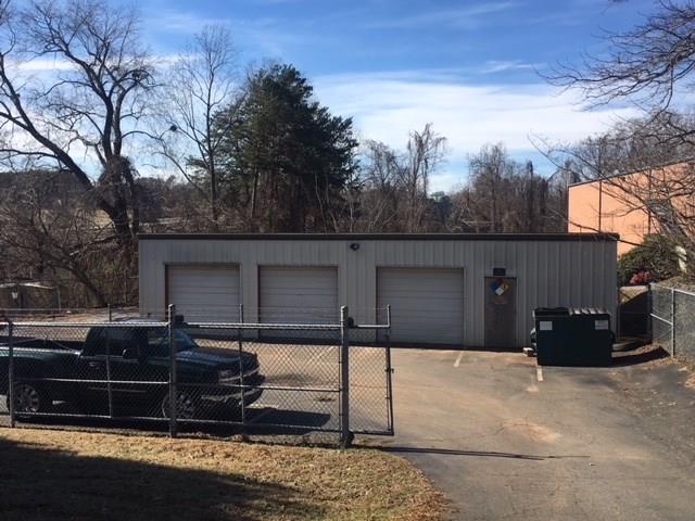 338 15TH Street - Photo 1