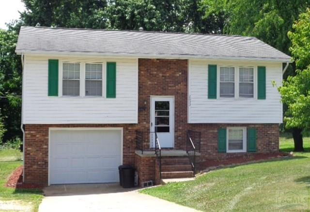2633 Fairwood Drive - Photo 1