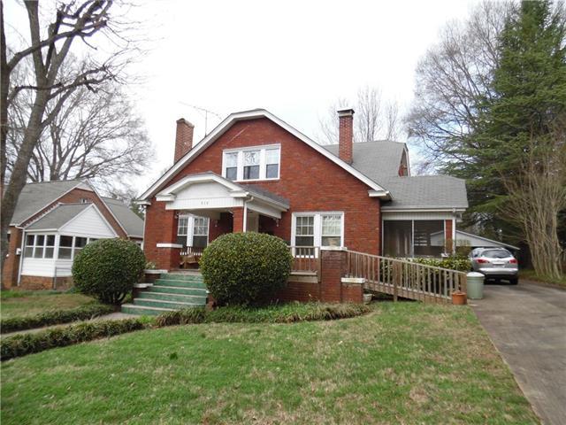 414 6th Street - Photo 1