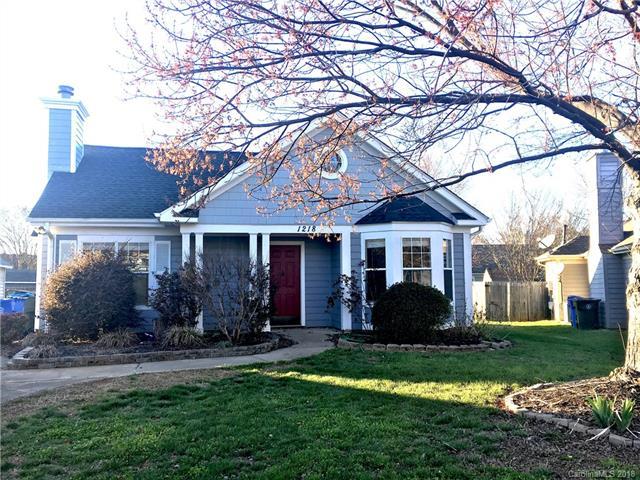 1218 Larkspur Drive - Photo 1