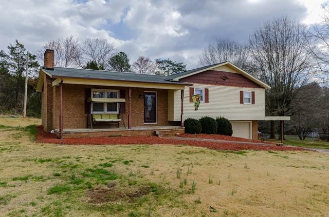 2636 Fairwood Drive - Photo 1