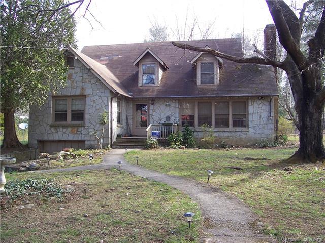 3086 Hendersonville Road - Photo 1