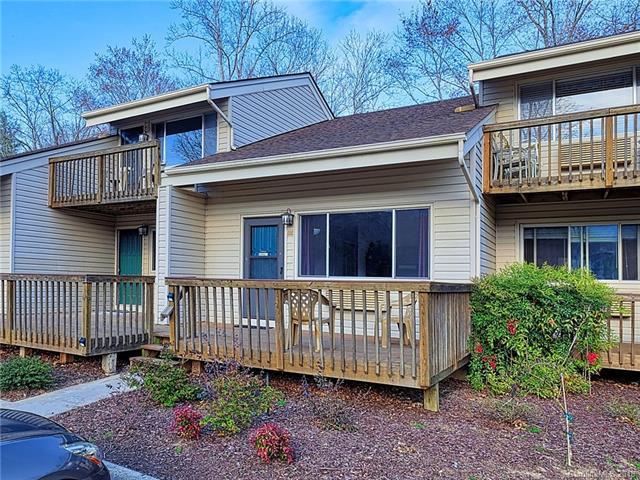118 West Lake Drive - Photo 1