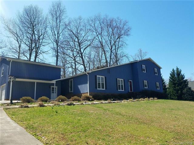 115 Cherokee Drive - Photo 1