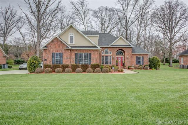 104 Kendallwood Drive - Photo 1