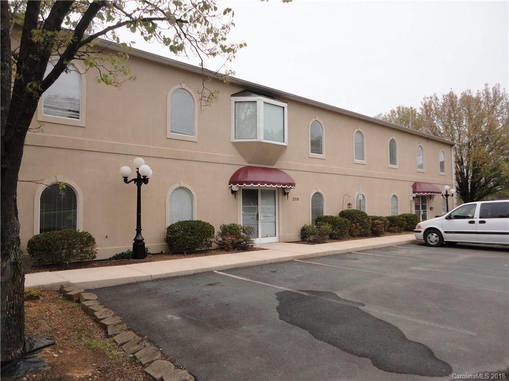 2710 Main Street - Photo 1