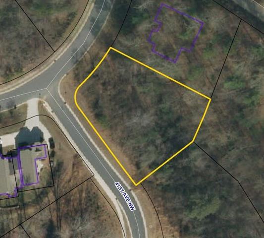 107 42nd Avenue Drive - Photo 1