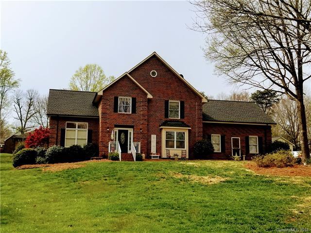 104 Woodvale Circle - Photo 1
