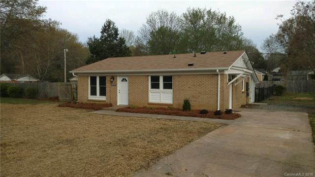 5704 Hillcrest Circle - Photo 1
