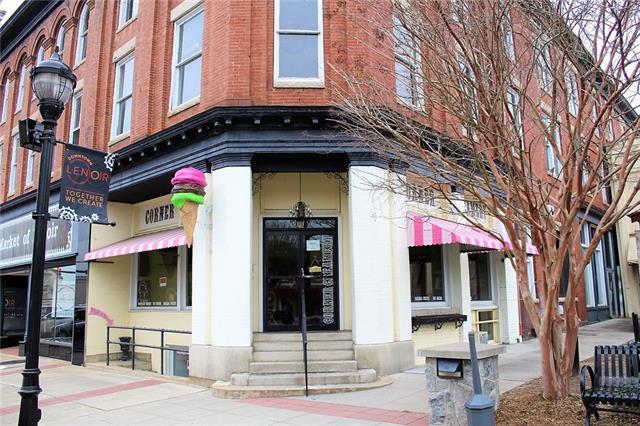 808 West Avenue - Photo 1