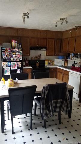 2621 Hemphill Street - Photo 1