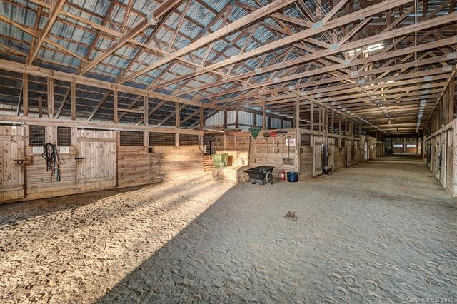 1523 Tom Williams Road - Photo 1