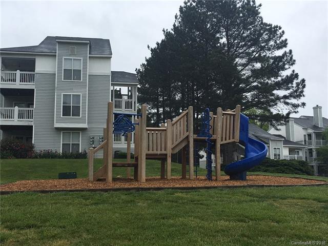 36 Hamiltons Harbor Drive - Photo 1
