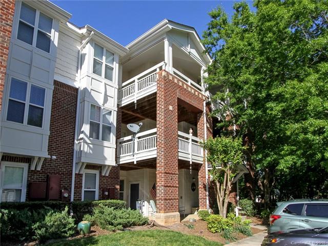 714 Northeast Drive - Photo 1