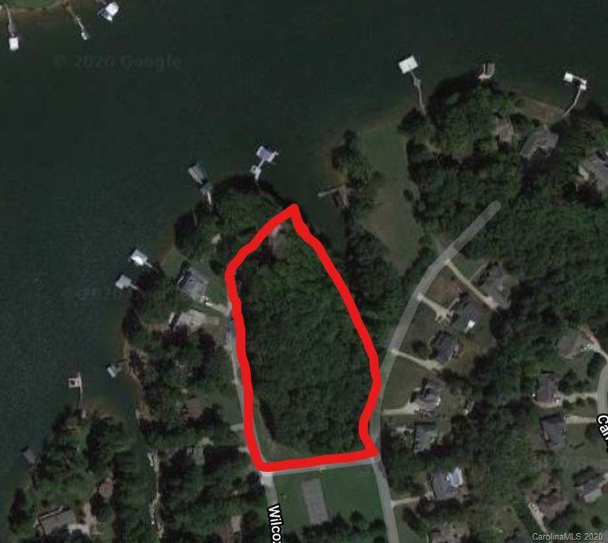 10-15 Wilcox Circle - Photo 1