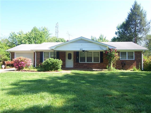 801 15th Avenue - Photo 1