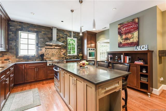 1824 Kenwood Avenue - Photo 1
